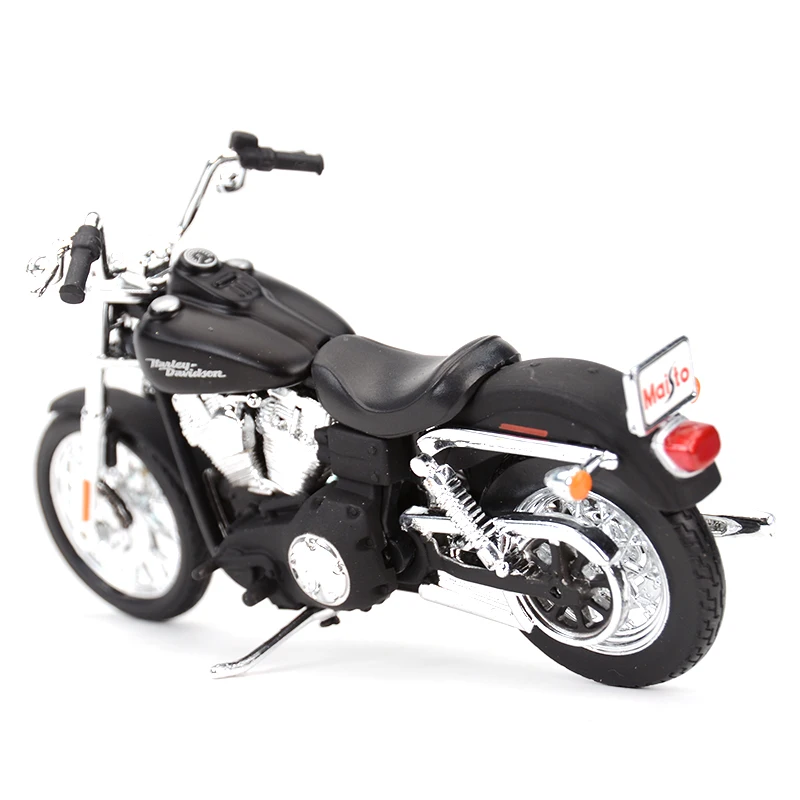 Maisto 1:18 Harley-Davidson 2006 FXDBI Dyna Street Bob Die Cast Vehicles Collectible Hobbies Motorcycle Model Toys 4