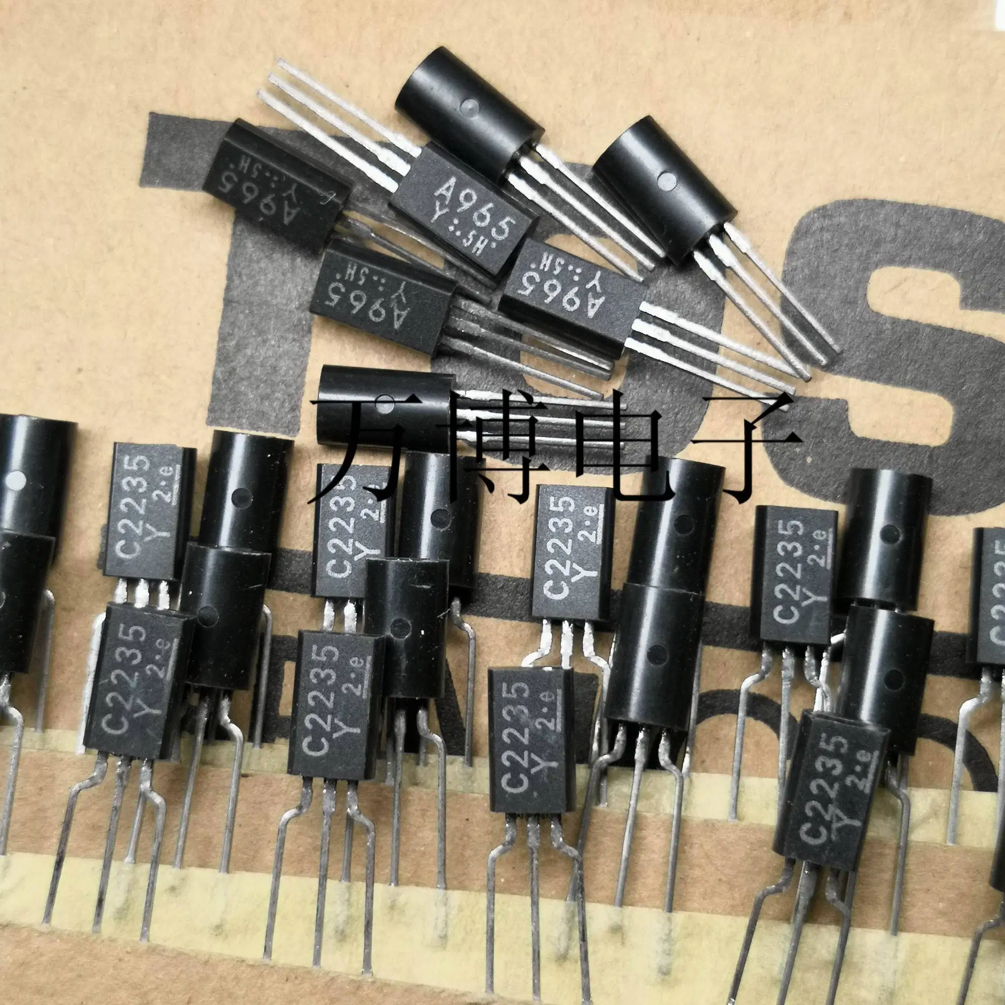 10 пар/30 пар Новый бренд Matsushita Оригинал 2SA965 2SC2235 A965 C2235 Y файл белый Бесплатная