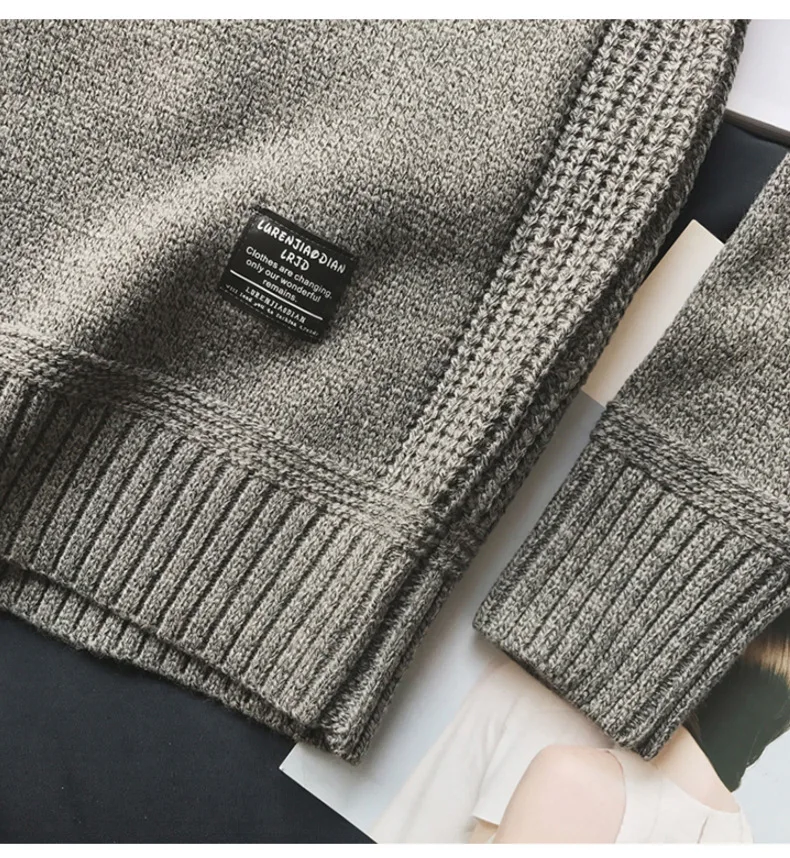 11884407630_1981226876