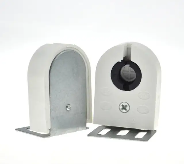 다목적 LED 전구 램프로 공간에 따뜻함과 밝기를 더하세요.