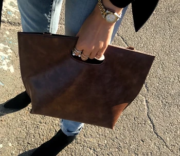 

2017 autumn/winter new female bag Korean edition fashion and simple temperament handbag pure color casual versatile female bag