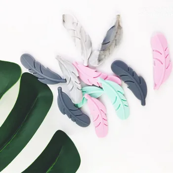 

DHL 500pcs Feather Silicone Beads Baby Teethers BPA Free Chewable Necklace Pendant Food Grade Baby Teething Beads Shower Gifts
