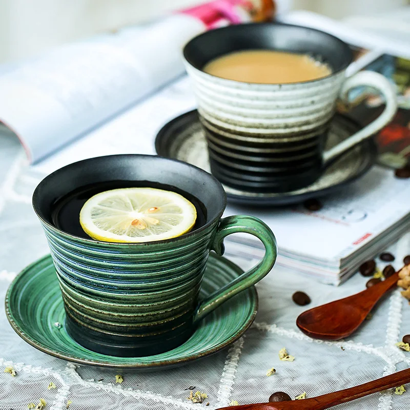 

FANTERCY Japanese Retro Ceramic Coffee Cup Handmade Stripe Stripe Creative Literary Milk with Cup and Saucer Christmas Mugs