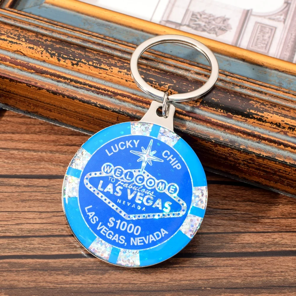 01 Vicney Las Vegas Letter Keychain For Women Men Lucky Chip Keychain Black Blue$1000000 Chip Keyring Gift Casino Souvenir - Цвет: 01