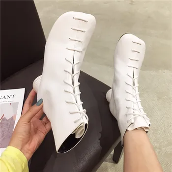 

2019 Women Ankle Winter Boots Lace Up Solid Scarpe Donna Round Toe Black Fashion Ladies Shoes Woman Bota Feminina