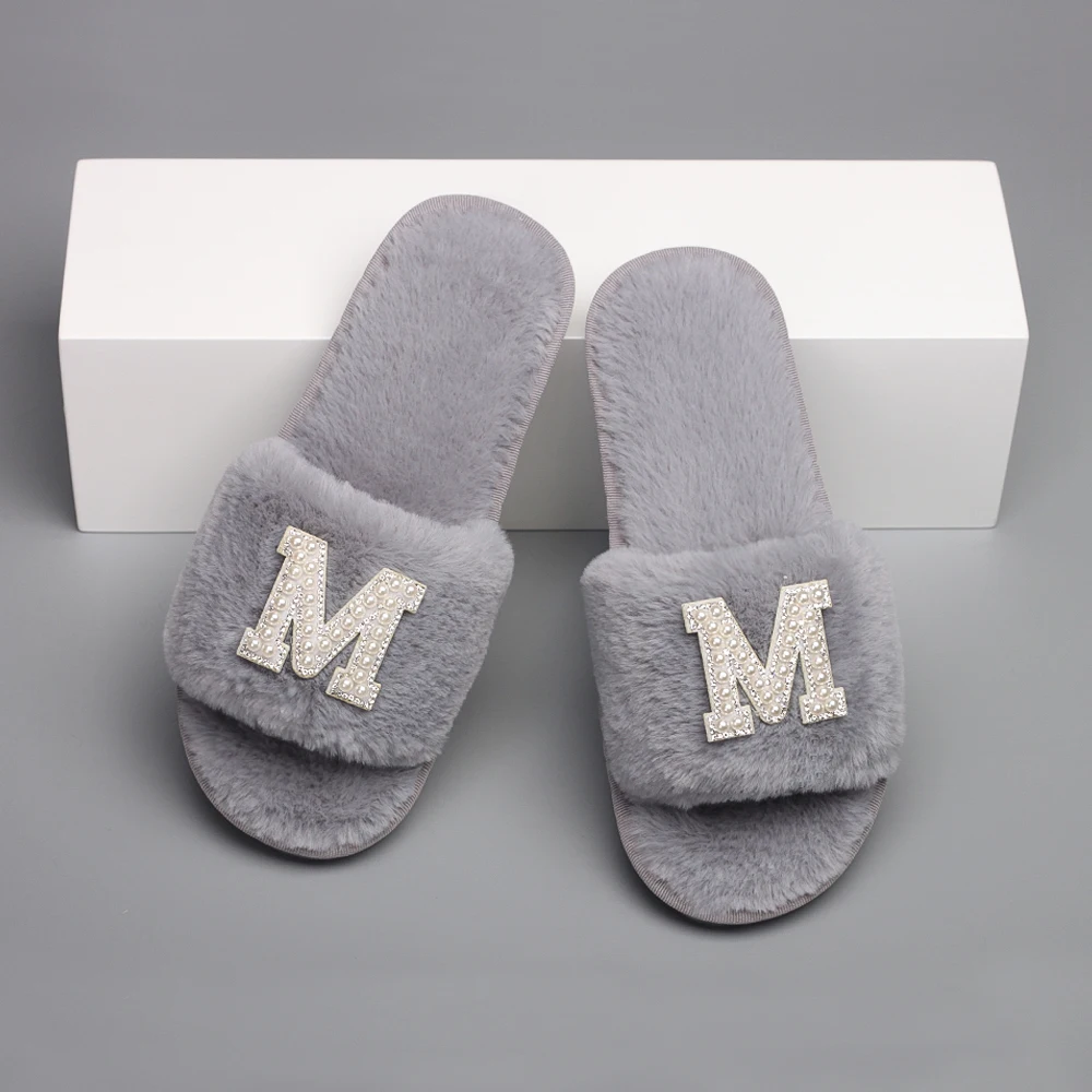 

Luxury Designer Slippers Fluffy Flip Flops Fashion Women Butterfly Furry Slides Faux Fur Sandals Cute House Slippers Retro Shoes