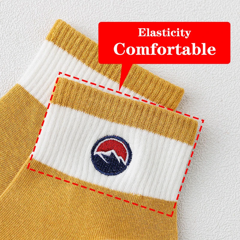 Men's Fashion Cotton Massage Bottom Socks Exquisite Embroidery Colorful Boat Shallow Breathable Sweat-absorbent Male Sport Socks