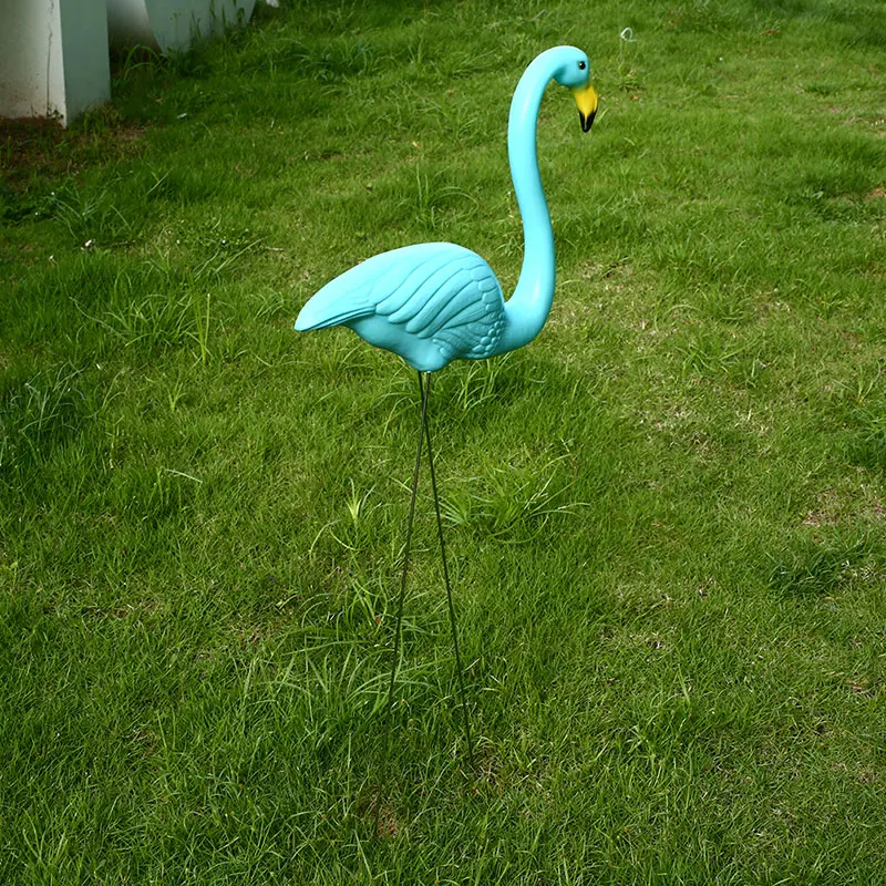 

Plastic Beautiful Flamingo Ornament Artificial Flamingo Lawn Decoration Flamingo Figurines