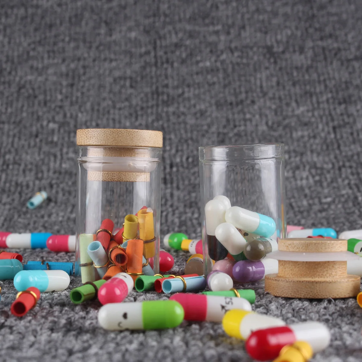 12pcs 20ml 30*50mm Small Transparent Glass Bottles Jars Vials Terrarium with Bamboo Lids for Art DIY Crafts Wedding Favors