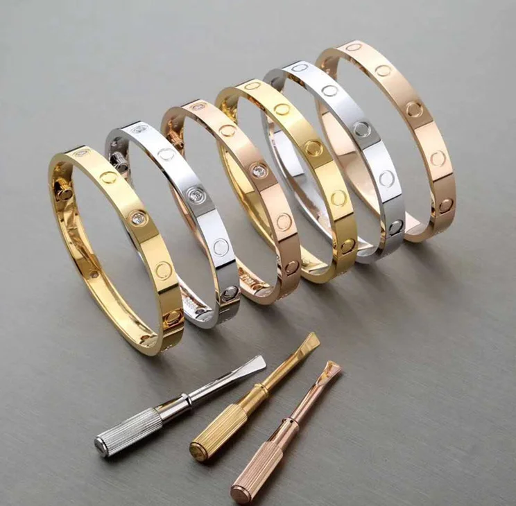 

Slotted screw Titanium Steel Bracelet 18K Rose Gold Classic Bracelet