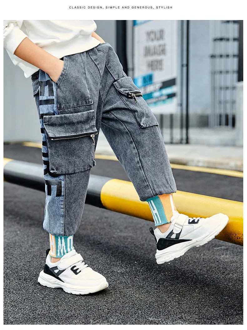 Джинсы для мальчиков в стиле рок Модные шаровары с карманами до колена эластичные повседневные джинсы до щиколотки брюки осенние Панталоны pour enfants - Цвет: Темно-серый