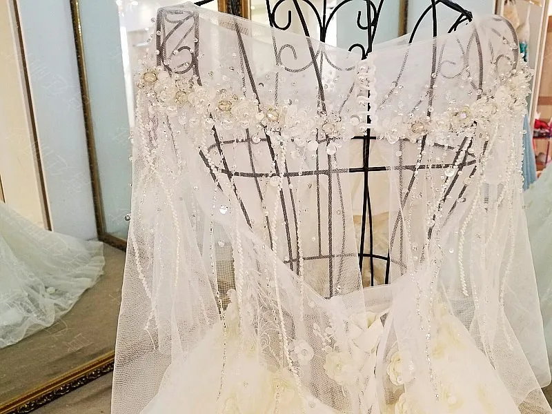 Цветы хрусталь бисер Тюль Свадебные платья Половина рукава Vestido De Noiva Princesa Luxo свадебное платье pakaian pengantin