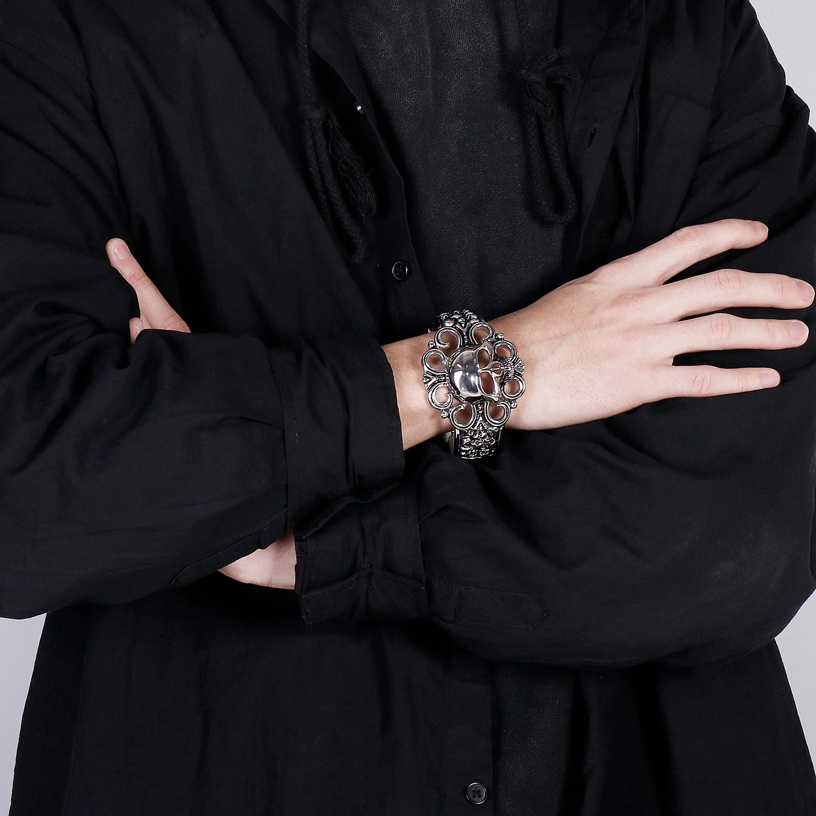 Punk Gothic Stainless Steel Huge Hyperbole Heavy Ghost Head Bangle Men Biker Rock Model Show Bracelets 3