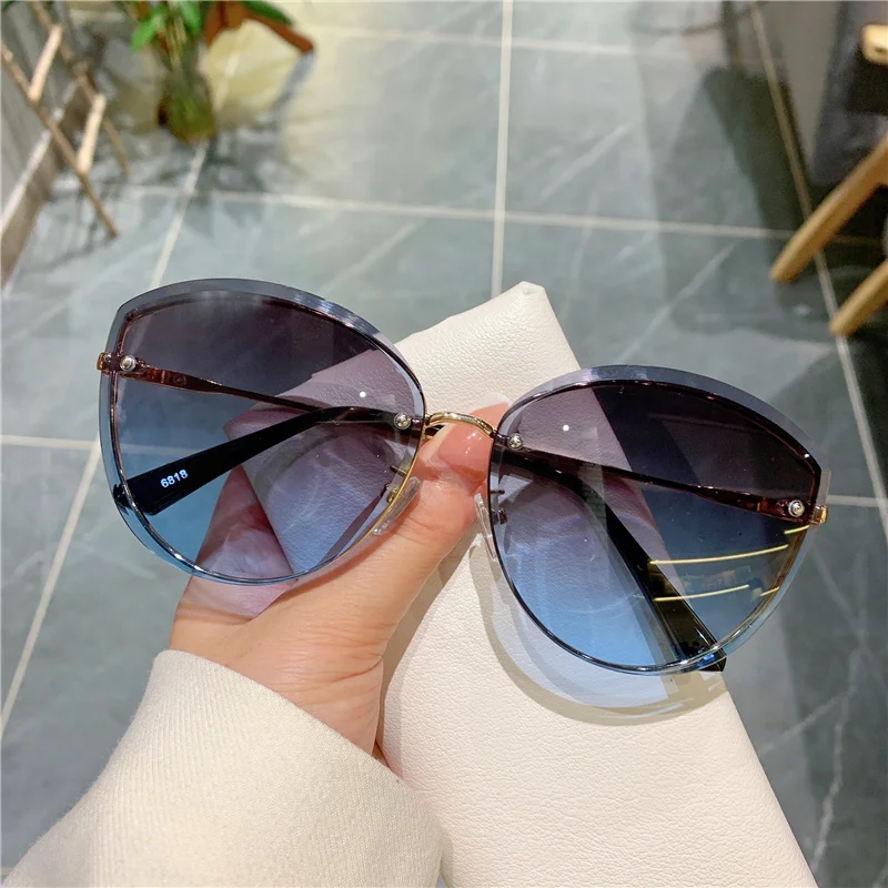 Rimless Clip Oval Sunglasses For Women Luxury Oversized Retro Vintage Designer Women Sunglasses Car Driving Outside Shades womens ray bans Sunglasses