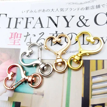 

5pcs KC Gold Alloy Hollow Hearts Love Keychain Lobster Clasp Fit Car Bag Key Chains Keyring Hooks Diy Key Base Accessory