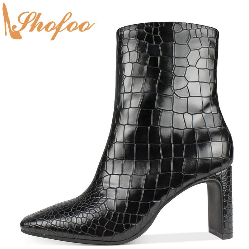 Черные женские ботильоны с квадратным носком на высоком квадратном каблуке с принтом животных Модные женские ботинки на молнии Большие раз... Черные женские ботильоны с квадратным носком на высоком квадратном каблуке с принтом животных Модные женские ботинки на молнии Большие раз...