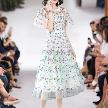 

Mesh Embroidery Dress Fashion New Celebrities Patchwork Princess Dresses Crew Neck Short Sleeve with inner Lady's Runway