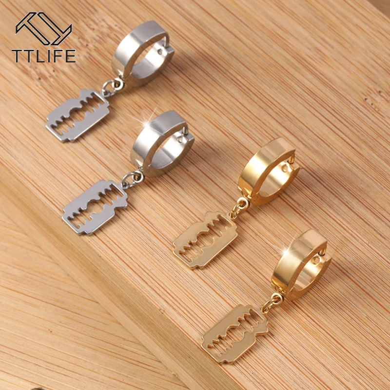 

TTLIFE 2020 Punk Retro Stud Earrings Hip Hop Earrings Stud for Men Stainless Steel Charm Hollow Geometric Earrings Ear Jewelry