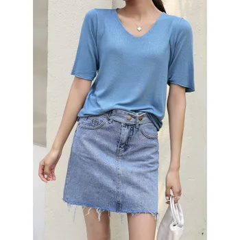 

2020 new loose V-neck T-shirt solid color five-point sleeve women's T-shirt