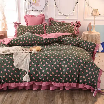 

Beautiful bow Bedding Set Dense strawberries Home Textile Lotus leaf lace Bed linen Bedding Double Bed Sanding Duvet Cover Sheet