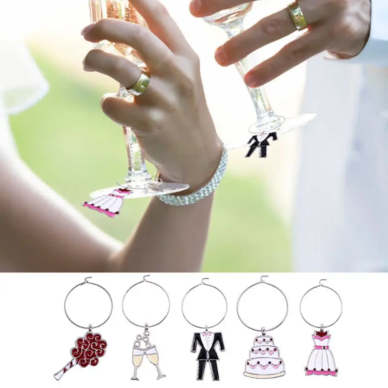 

5pcs/set Bride Groom Dress Pendant Wine Glass Cup Ring Tags Markers Table Decor X4YD