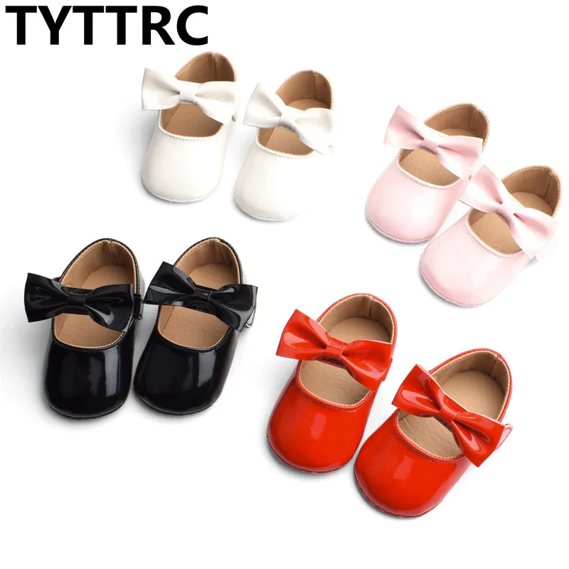 New Newborn Baby Girls Shoes Patent Leather Buckle First Walkers with Bow Red Black Pink White Soft Soled Non-slip Crib Shoes nw newborn baby girls shoes patent leather buckle first walkers with bow red black pink white soft soled non slip crib shoes