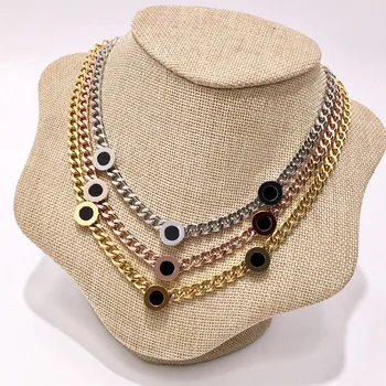 

Fashion necklace titanium steel jewelry personality popular classic style simple B letter round shape to send lover birthday