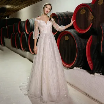 

Quarter Sleeves A-Line Wedding Dress Bling Bling Lace Appliques Buttons Back Court Train Long Bridal Gowns Robe De Mariage