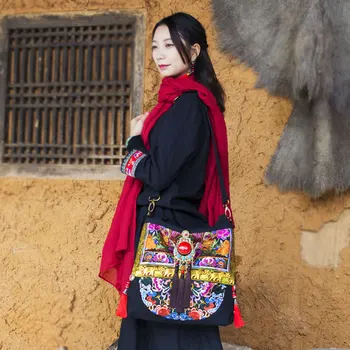 

2020 Retro ethnic embroidery Single Shoulder Messenger Bag multi purpose women's bag