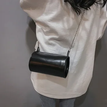 

2019 New Classic Pillow Bag Cylinder Bag Single Shoulder Chain Leather Women's Bag Fashion Leisure Women's Bag