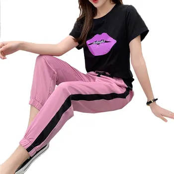 

Oversized Women Red Lips Sequins Tracksuit Sets 2020 Summer 2pcs Set Women Elegant Blouse+Elastic Waist Side Stripes Pants Sets