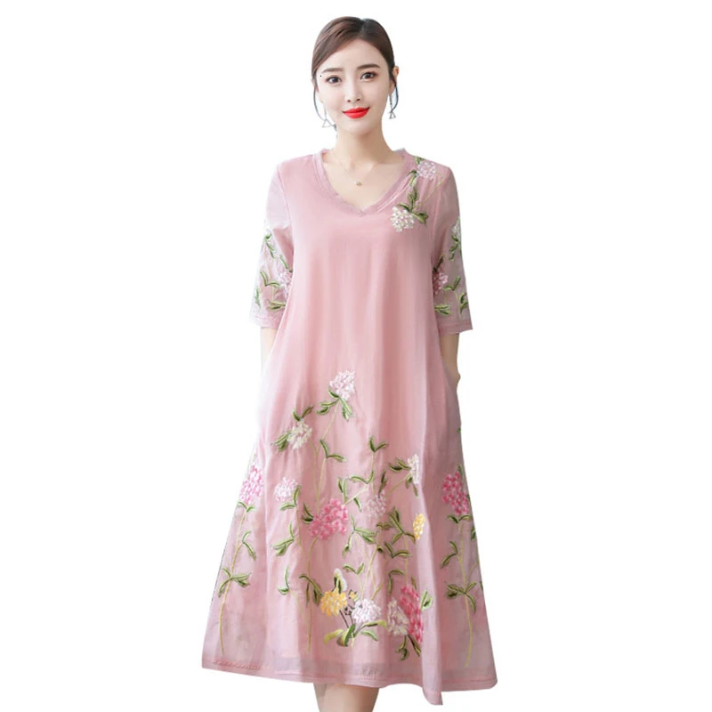 

2019 New National Style Women Vintage Embroidery Dresses Fashion Sweet Plus Size Half Sleeve Female Dresses Casual Loose Dresses