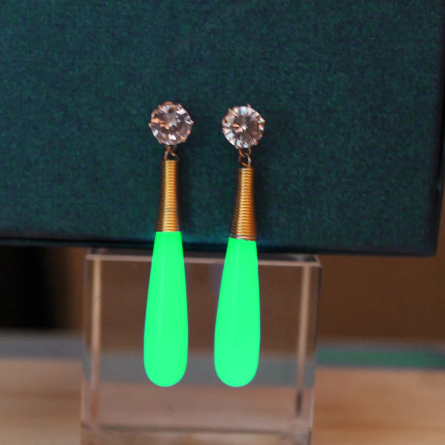 

New green Earrings long Water droplets Glow in The Dark Long drop Ear eardrop Gift For Women Pendant earring