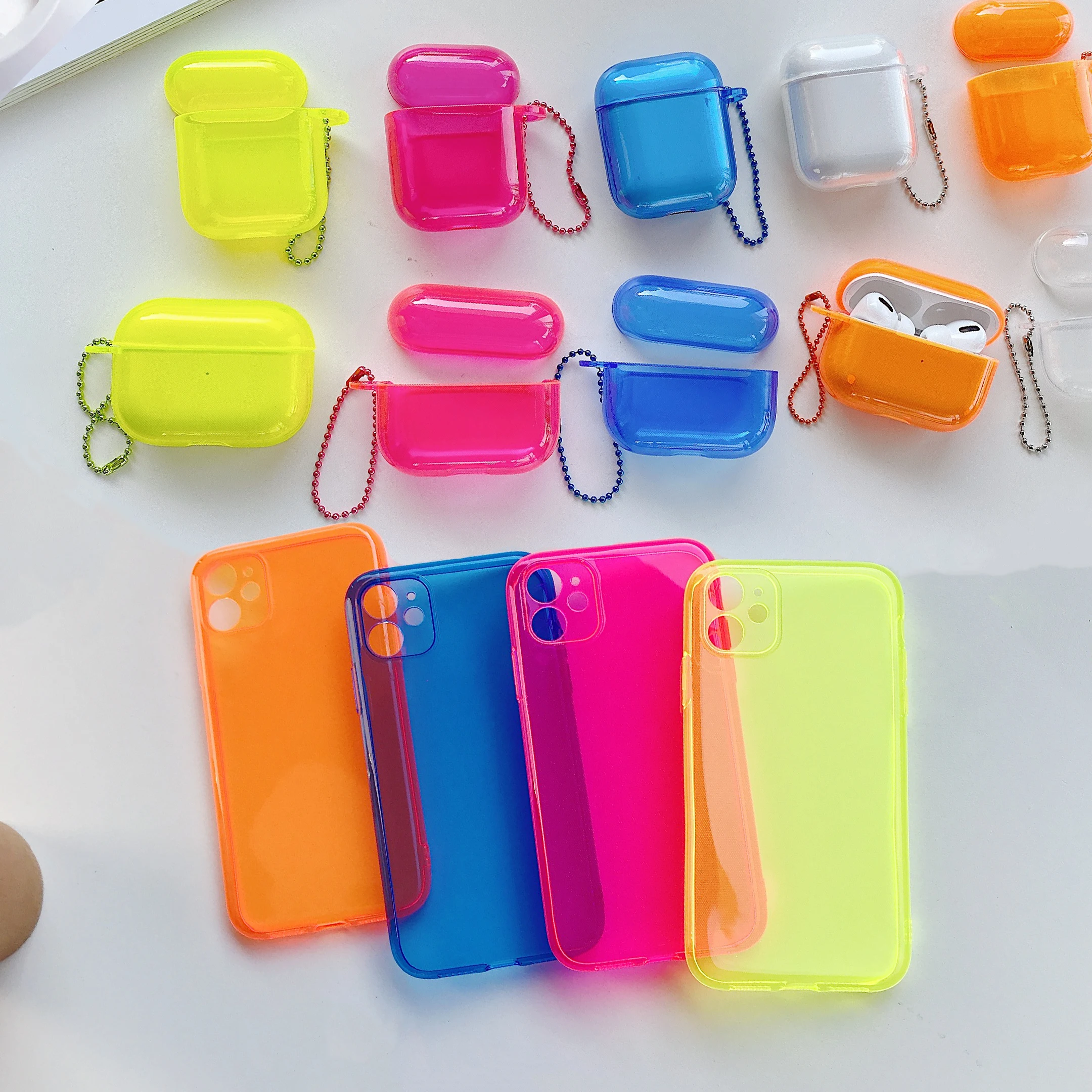 Iphone xr and airpod matching case Clearance