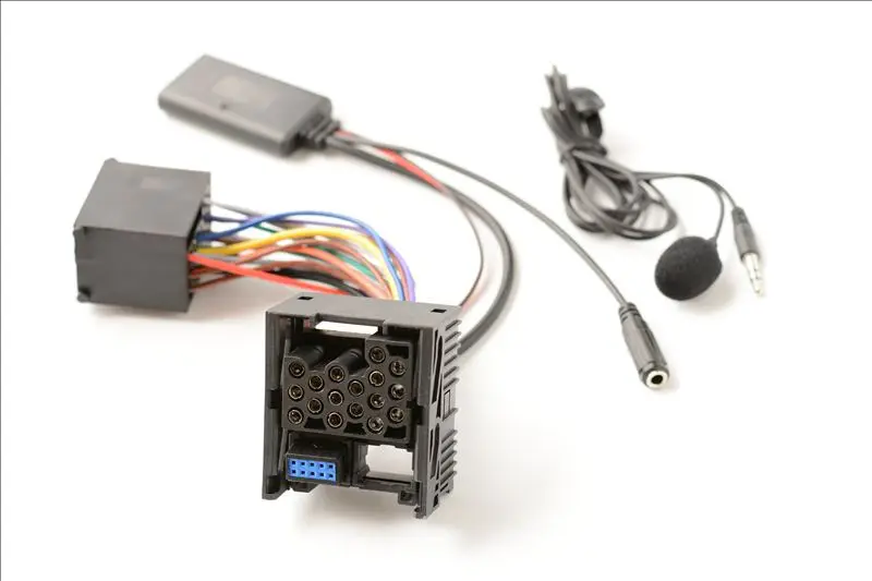 BlueMusic Bluetooth Music Adapter Compatible with BMW E46 E39 E38 X5 E53 X3 Z4 E85 E86 - Mini R50 R52 R53 - with 3 6 CD Changer Connection