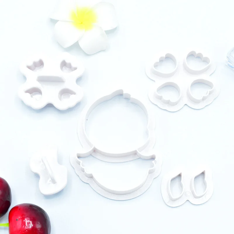 Little Yellow Chicken Cartoon Bread Mould Cookie Cutter Biscuit Sugar Mold Baking Fondant Party Mould Cake Decorating Tools6