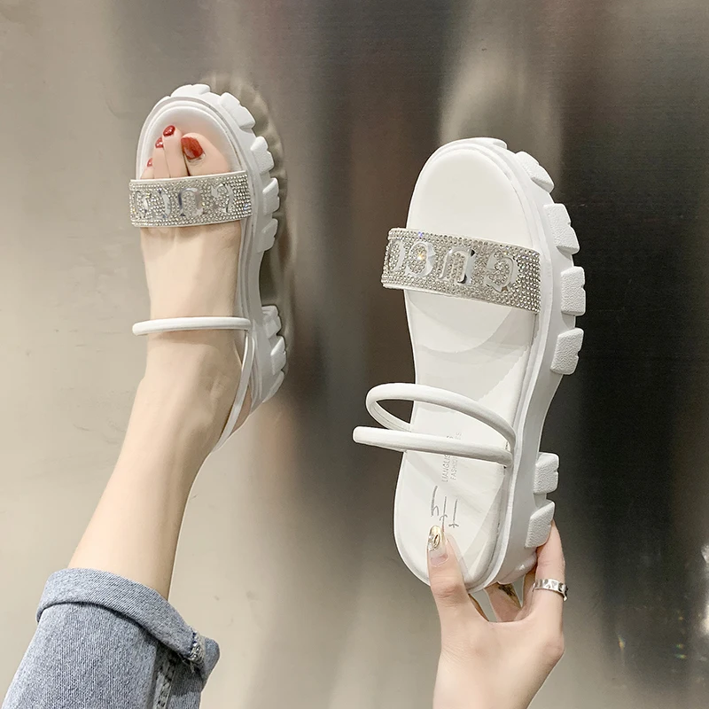 

Thick Bottom Platform Sandals Women Crystals Height Increasing Shoes Women Beach Slippers Summer Woman Sandal zapatos de mujer