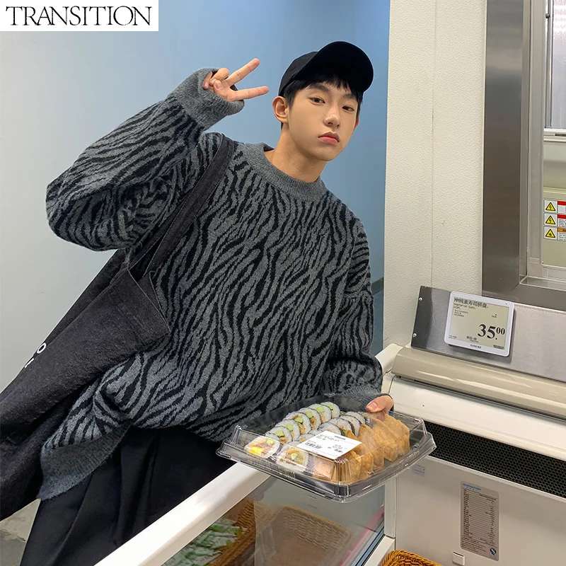 

2021 autumn and winter new bf wind loose men and women zebra pattern casual round neck pullover sweater