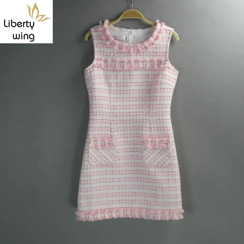 

Autumn Customized Womens Fashion Sleeveless Pink Plaid Office Lady Dress Elegant Tassel Woollen Dresses Women Zipper New Design