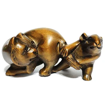 

Y6288 : 2" Hand Carved Boxwood Netsuke - Mouse and Cat