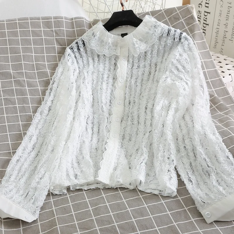 

10167 Outer Wear Women's Tops Young Hollow out Lace Upper Garment Sense of Design Western Style Long Sleeve White Shirt Sweater