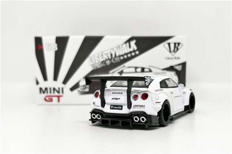 1: 64 Мини GT LB работает 2,0 Nissan GTR R35 Тип 2 белый LHD литье под давлением модель автомобиля