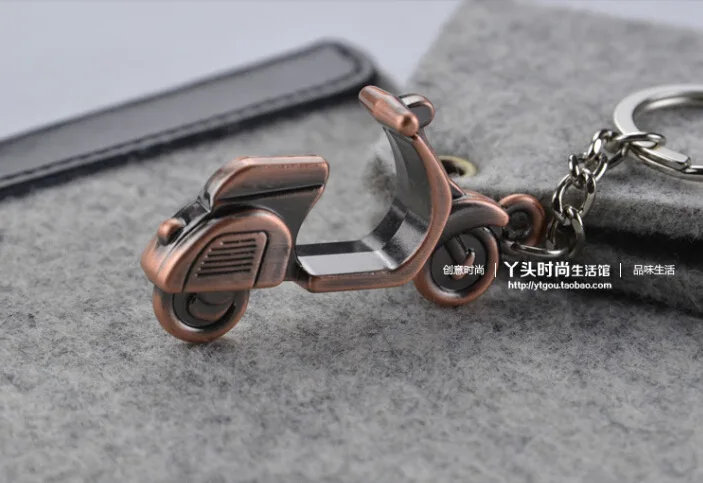 Hot Sales Creative Sports Motorcycle Keychain Metal Car Key Chain Holiday Small Gifts Activity Gift Pendant