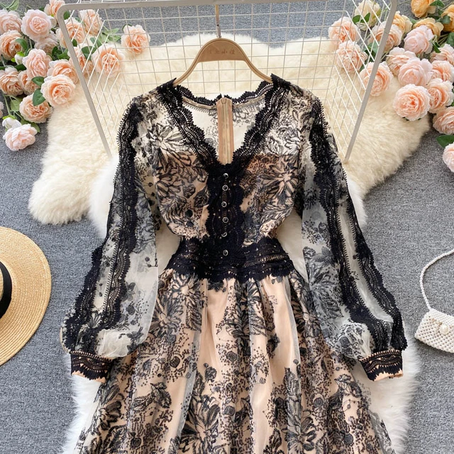  Women's Dresses Hollow Out Waist Lace Overlay Dress Dress for  Women (Color : Black, Size : Small) : Clothing, Shoes & Jewelry