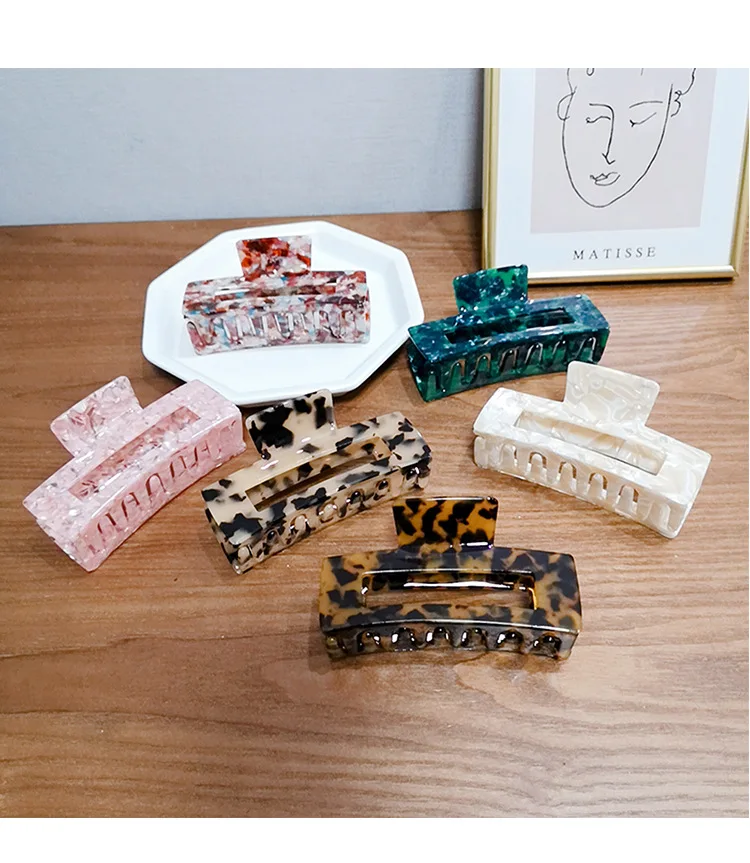 14246528741_1639800123