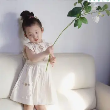 

Ins girl Cotton and linen embroidery dress summer new sleeveless ruffles dress kids dress high quality dress brand dress ws1568