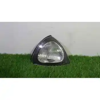 

896236 pilot Front Right Toyota Avensis Saloon (t 22)