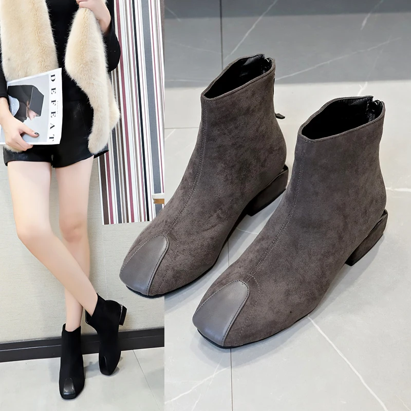 

Korean version of the leather square head flat boots women's autumn and winter with the elastic boots wild short Martin boots fl