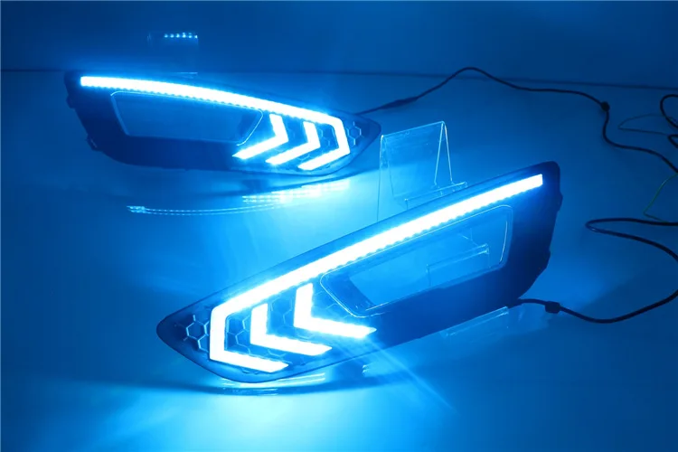 2PCS For Ford Focus 3 mk3 2015 2016 2017 2018 Turn signal and dimming style Relay 12V LED Car DRL daytime running light Fog lamp