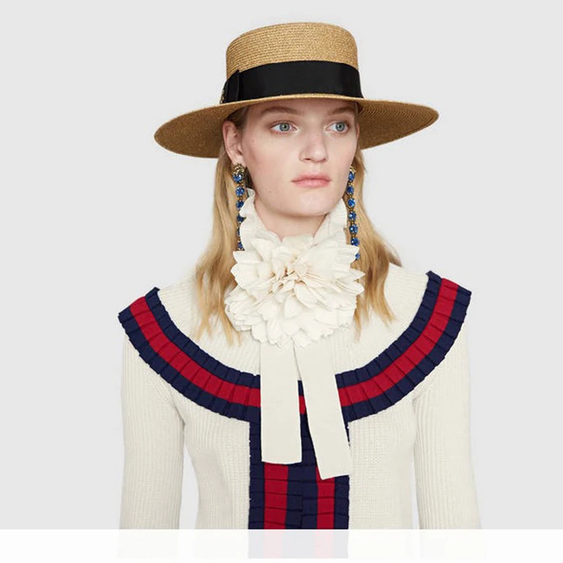 10379245743_1693530290